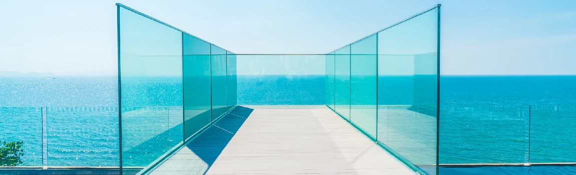 Customized Glass Pool Fence Repair Services in St. Cloud, FL