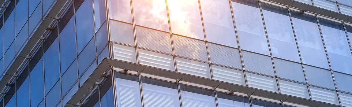 UV-Resistant Glass Experts&nbsp;in St. Cloud, FL